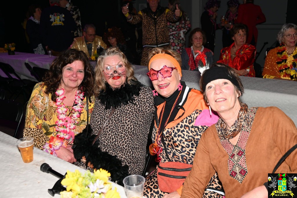 ../Images/Senioren carnaval 2024 408.jpg